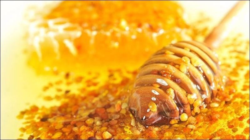 Phấn hoa mật ong là nguồn dưỡng chất đa dạng và quý báu.