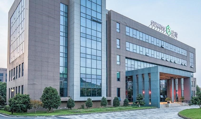 Bỉm Elibell là sản phẩm của công ty Sun Bỉm Elibell là sản phẩm của công ty Sunkiss Healthcare