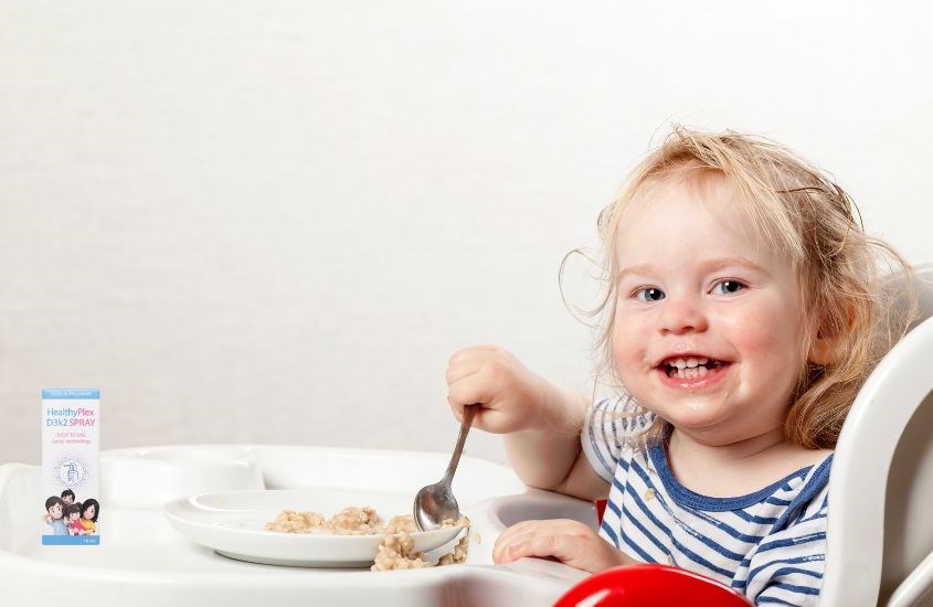 Nên dùng D3K2 HealthyPlex cho bé sau bữa sáng