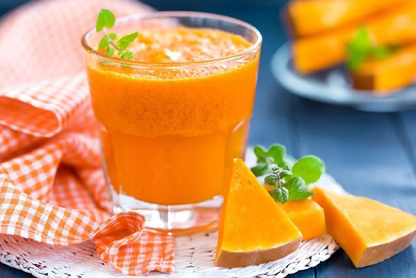 Gợi ý cách làm sinh tố bí đỏ cho bé giải nhiệt tại nhà