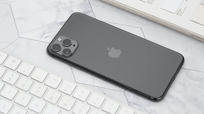 iPhone 11 Pro Max có thiết kế sang trọng