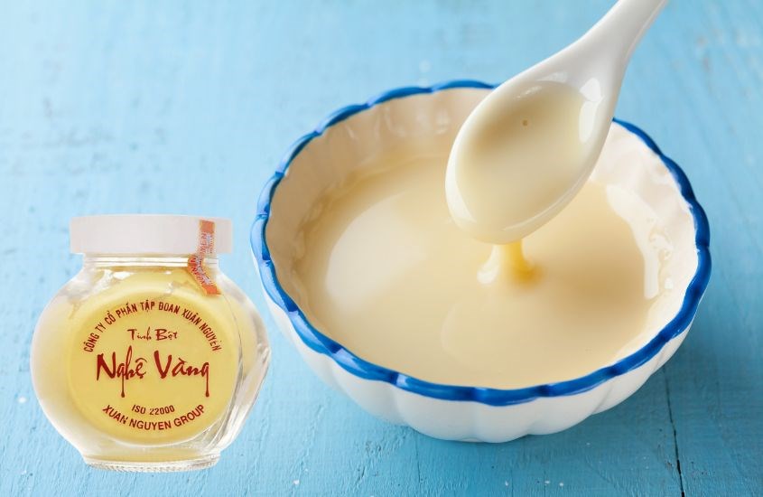 Uống sữa đặc với tinh bột nghệ vàng Xuân Nguyên hũ 75g mỗi ngày 2 lần để tăng cân