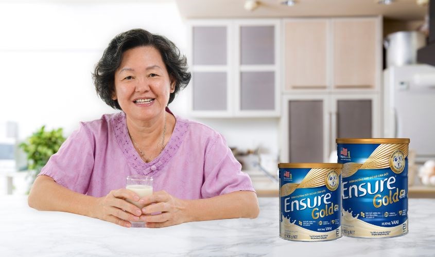 Uống sữa Ensure ngay sau khi pha Uống sữa Ensure ngay sau khi pha