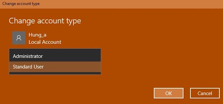 Thao tác tạo tài khoản quản trị mới như sau