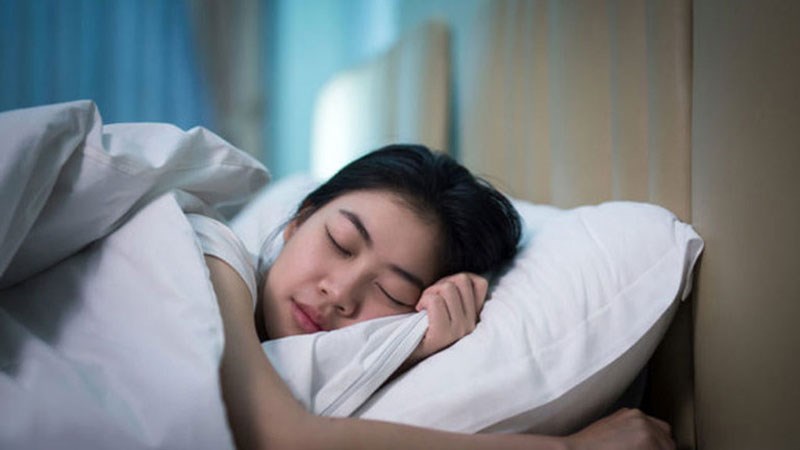Giấc ngủ đóng một vai trò quan trọng trong việc giảm cân