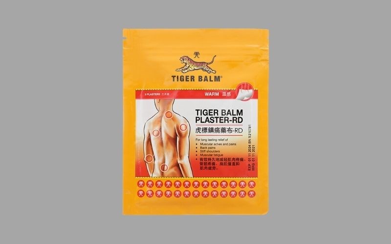Cao dán Tiger Balm Plaster - RD (10cm x 14cm) giảm đau cơ, bong gân gói 3 miếng 