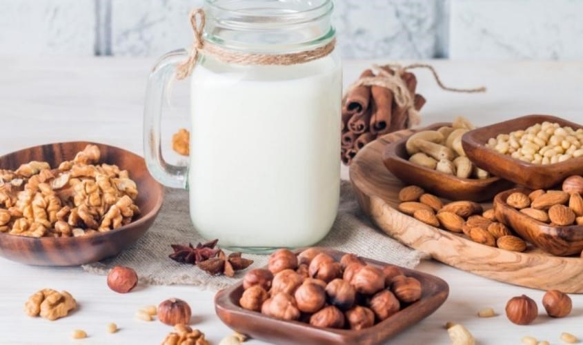 Sữa hạt cũng tốt cho mẹ sau khi sinh