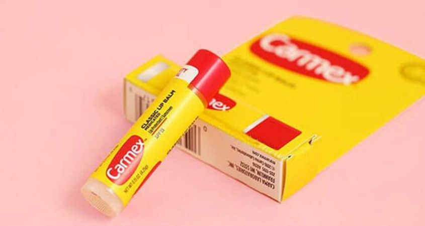 Carmex Classic Lip Balm Medicated SPF 15 không màu