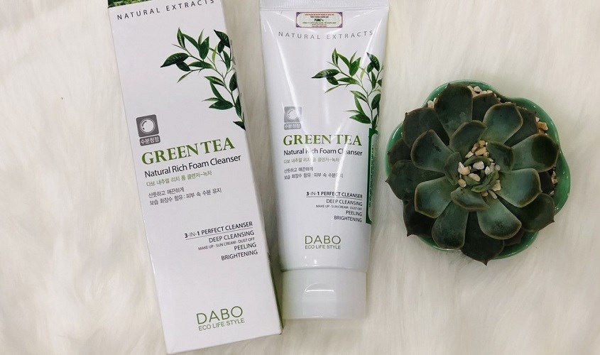 Sữa rửa mặt Trà Xanh Dabo