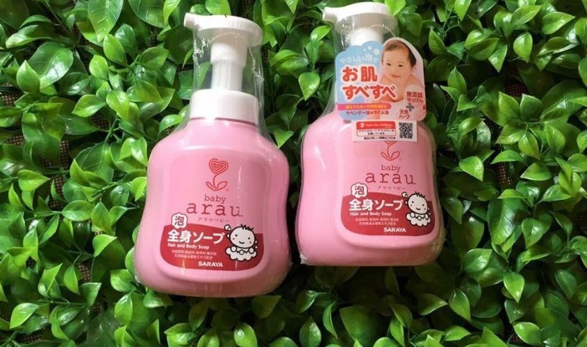 Bọt tắm gội cho bé Arau Baby chiết xuất thảo dược 450 ml