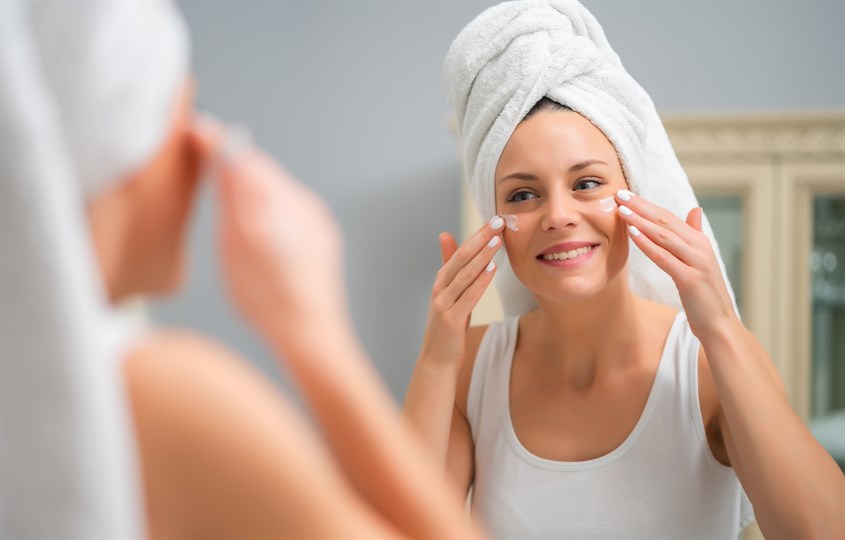 Công dụng của sữa rửa mặt chứa BHA