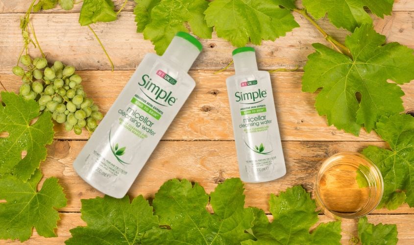 Nước tẩy trang Simple Micellar Cleansing Water