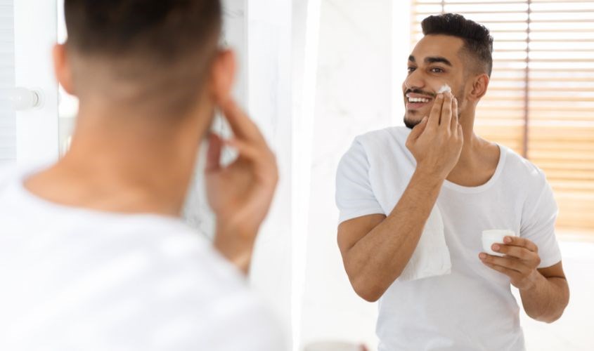 Những lưu ý khi sử dụng kem chống nắng dành cho nam Những lưu ý khi sử dụng kem chống nắng dành cho nam