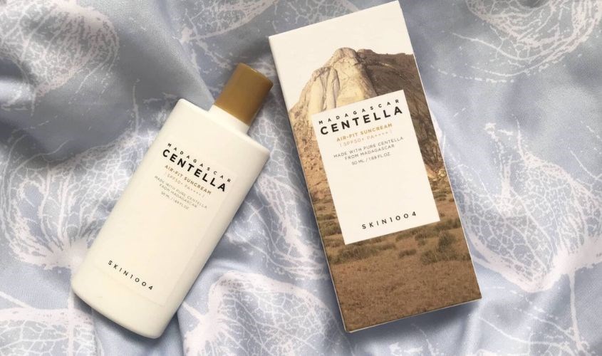 Kem chống nắng dưỡng trắng và chống lão hóa Skin1004 SPF 50+ PA++++ 50 ml Kem chống nắng dưỡng trắng và chống lão hóa Skin1004 SPF 50+ PA++++ 50 ml