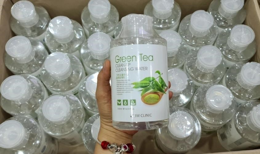 Được chiết xuất từ lá trà xanh trồng trên đảo Jeju Được chiết xuất từ lá trà xanh trồng trên đảo Jeju