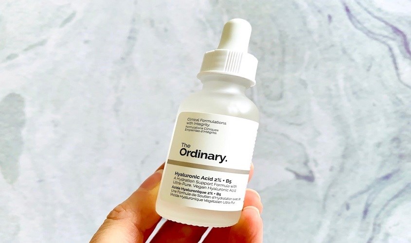 The Ordinary Hyaluronic Acid 2% + B5 được đánh giá là serum rất tốt cho da