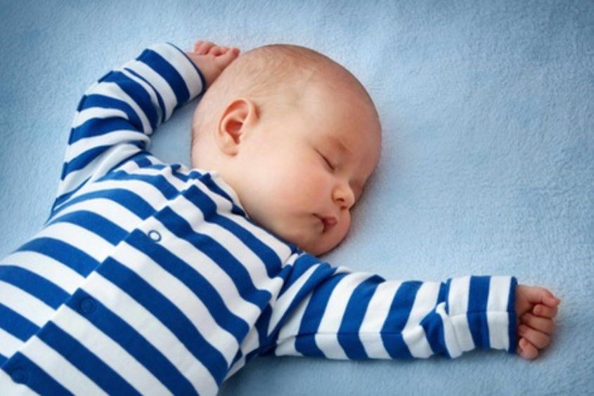 Thời gian ngủ của trẻ 5 tháng tuổi ba mẹ cần nhớ