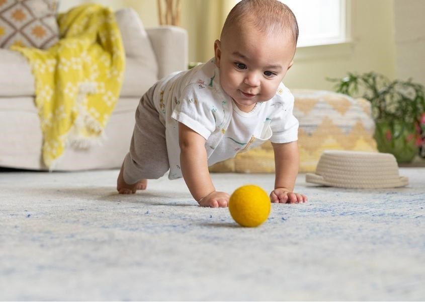 Trẻ chậm biết đi là trẻ sau 18 tháng không thể tự mình đi vững