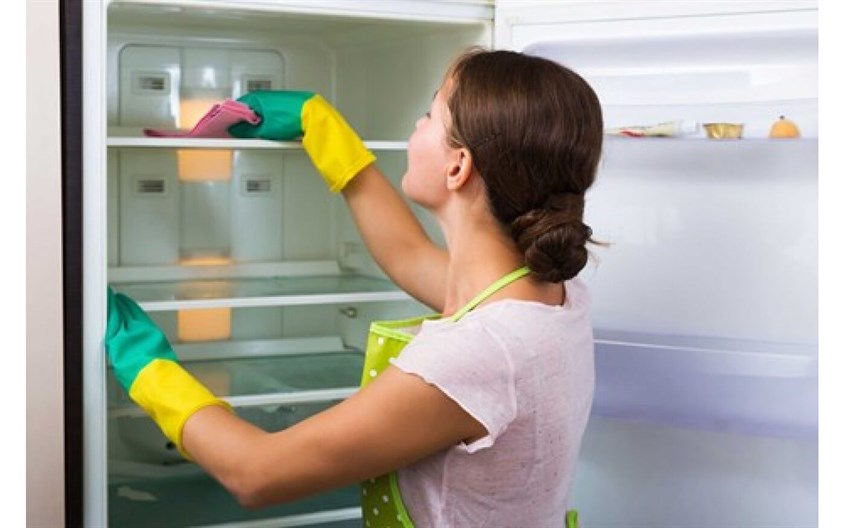 Vệ sinh tủ lạnh thường xuyên giúp tủ tiết kiệm điện năng hơn