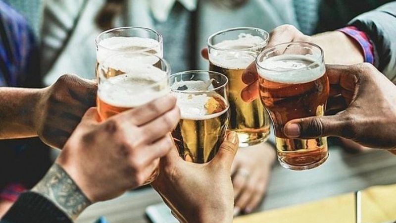 Rượu bia có thể làm nặng thêm tiến triển bệnh.