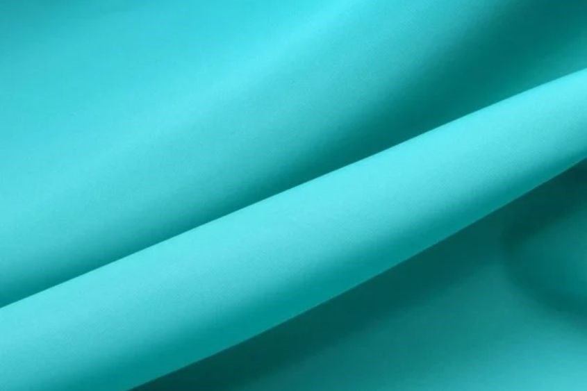 Vải dù không bị nhăn, xù lông và có độ đàn hồi cao