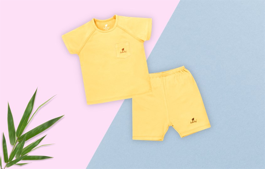 Bộ tay ngắn bé trai Lullaby NH313M màu vàng