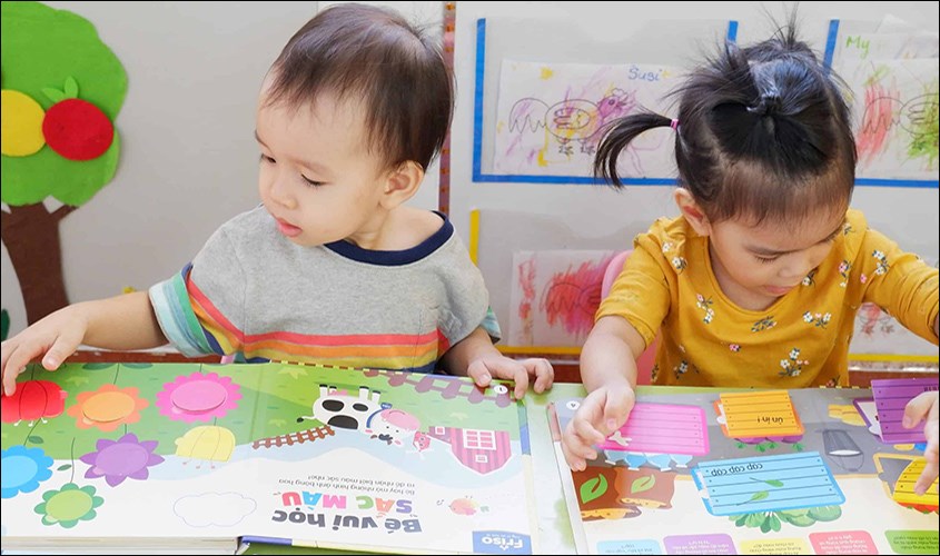 Dạy trẻ em phân biệt sắc tố nhằm kích ứng sự sáng sủa tạo