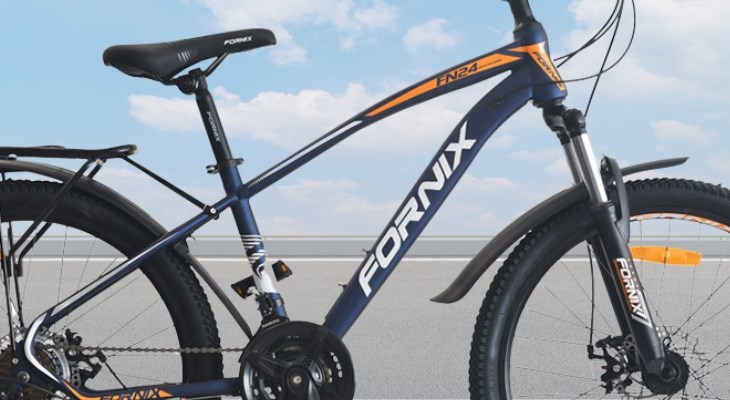 Xe đạp địa hình MTB Fornix FN24 24 inch có khung sườn làm từ thép cứng cáp, mang lại khả năng chịu tải trọng đến 120kg