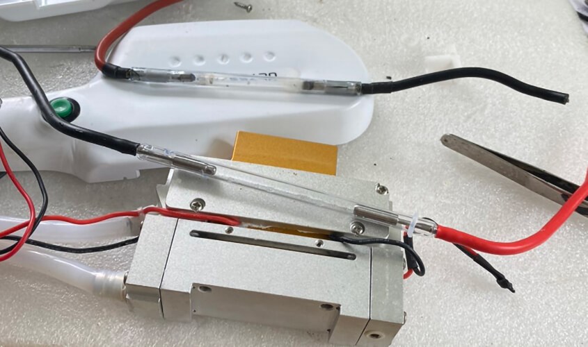 Nên tìm hiểu kỹ về xung máy triệt lông và lựa chọn nơi bán, thay thế uy tín