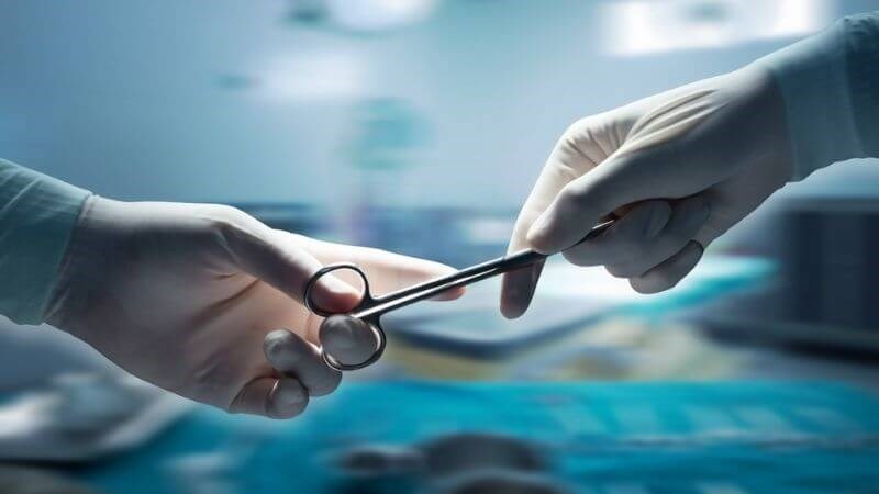 Phẫu thuật là phương pháp loại bỏ hoàn toàn tế bào ung thư