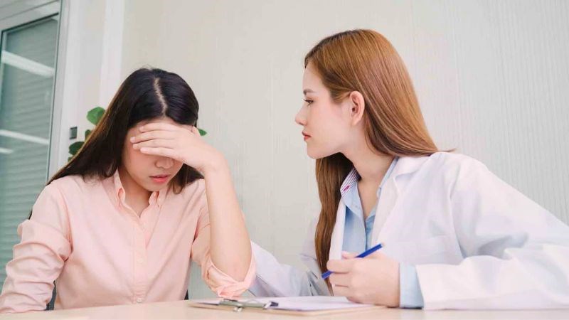 Nếu nhận thấy bản thân có các dấu hiệu tâm lý bất thường thì hãy đến gặp bác sĩ sớm nhất có thể