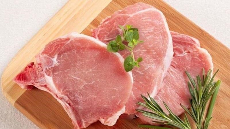 Thịt nạc heo giúp cung cấp nhiều protein cho bà bầu và thai nhi