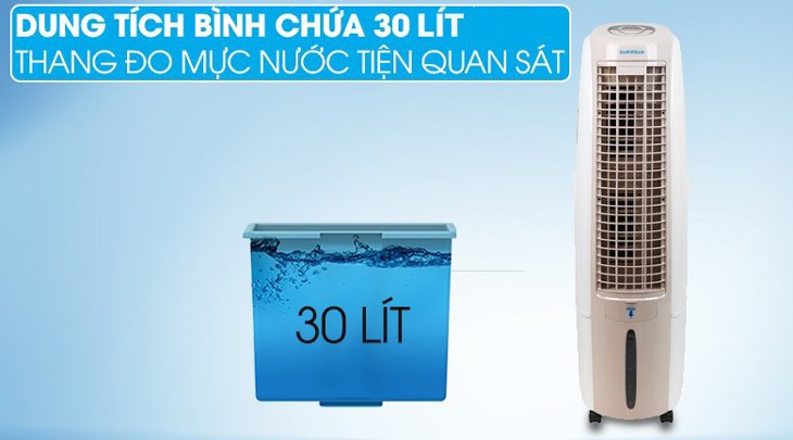 Đổ khoảng 30 lít nước vào bình chứa của quạt điều hòa Daikiosan DKA-02500B để có thể sử dụng 7 - 8 tiếng