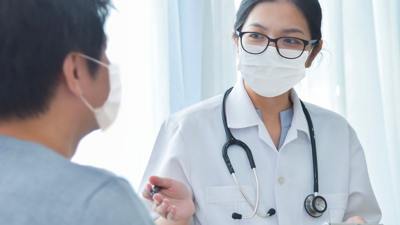 Nên đi khám ngay nếu có các triệu chứng của ngưng thở khi ngủ
