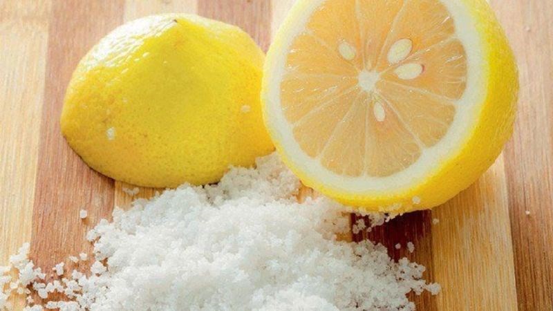 Hỗn hợp muối và chanh giúp chữa viêm nha chu hiệu quả