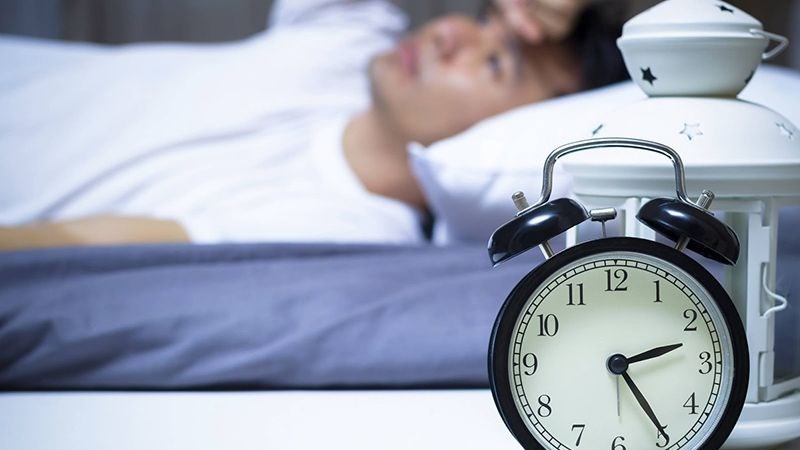 Mất ngủ là tình trạng không thể ngủ hoặc thức giữa giấc ngủ