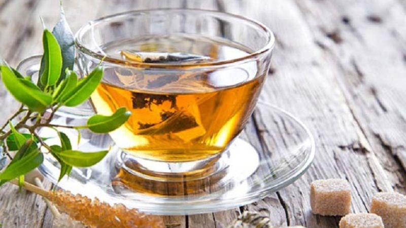 Lá đinh lăng có chứa các hoạt chất có thể giúp cải thiện chất lượng giấc ngủ