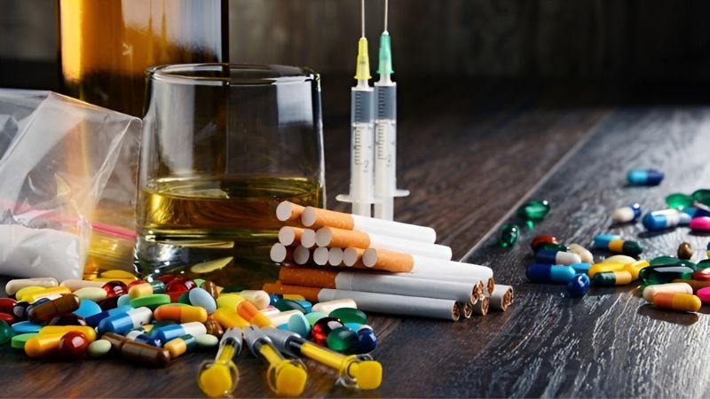 Một số loại thuốc có thể gây ra tình trạng mất ngủ