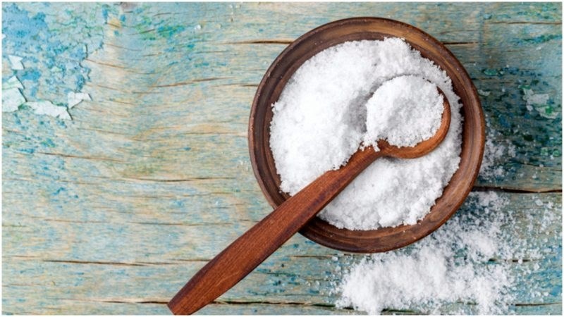 Hạn chế muối trong chế độ ăn để giảm nguy cơ sỏi thận
