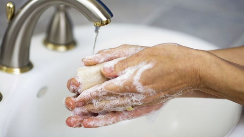 Đảm bảo vệ sinh cá nhân cho bệnh nhân lao phổi là một yếu tố quan trọng 