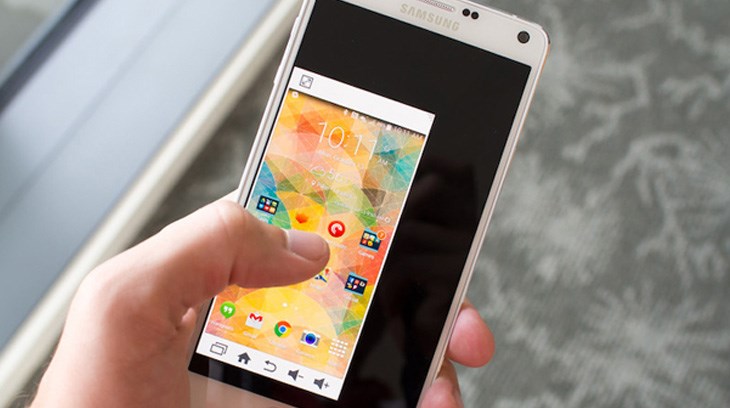 Màn hình điện thoại Samsung có thể được thu nhỏ để người dùng dễ dàng thao tác