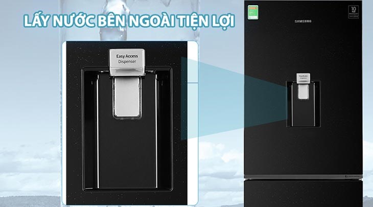 Tiện lợi với khay lấy nước bên ngoài