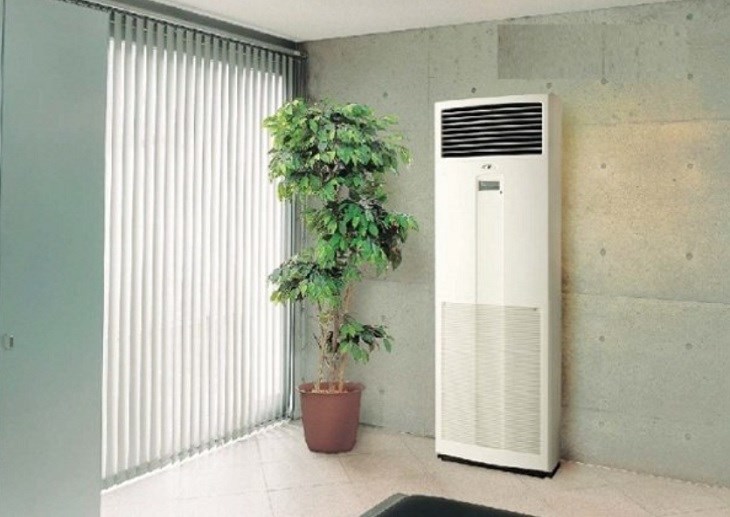 Điều hòa tủ đứng Daikin có thể thổi gió 4 hướng tỏa đều hơi lạnh khắp căn phòng, giúp người dùng cảm thấy mát lạnh nhanh chóng