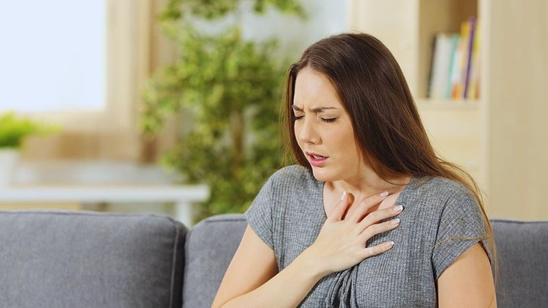 Khi gặp tình trạng khó thở nhưng không phát hiện ra các bệnh lý tim mạch hoặc hô hấp nên đến gặp bác sĩ Tâm thần
