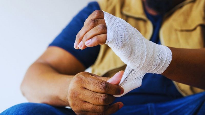 Điều trị bằng liệu pháp quấn ướt