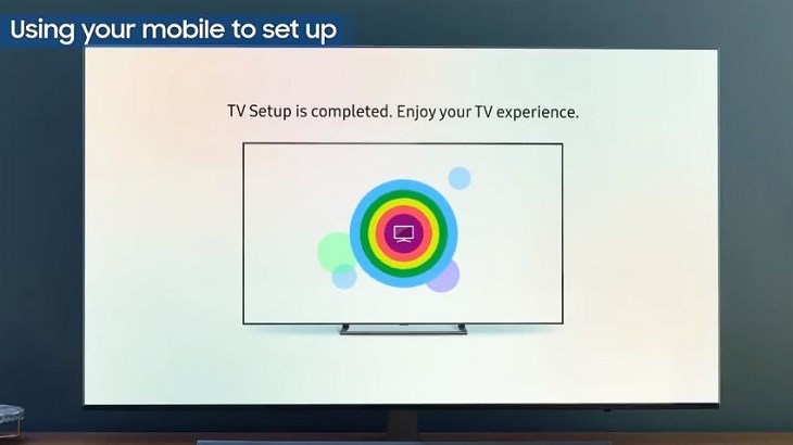 Màn hình Smart tivi Samsung hiển thị thông báo thiết lập đầu tiên trên tivi bằng điện thoại đã hoàn tất