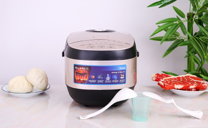 Bạn hãy mang nồi cơm điện tử Midea 1.8 lít MB-FS5023 đến trung tâm bảo hành để sửa chữa hoặc thay rơ le mới