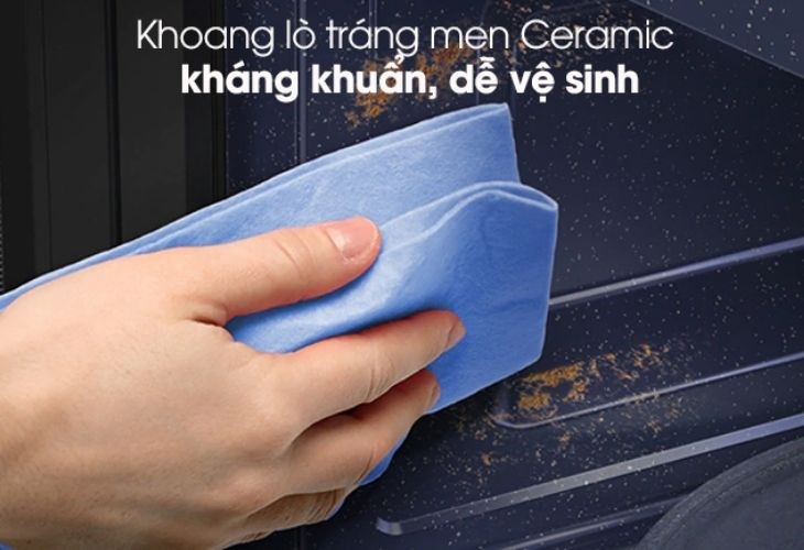 Khoang lò vi sóng Samsung tráng men Ceramic chống trầy xước hiệu quả, không bị ngả màu theo thời gian