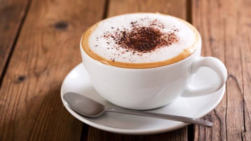 Cappuccino hòa quyện giữa vị đắng của Espresso và vị ngọt ấm áp của sữa nóng