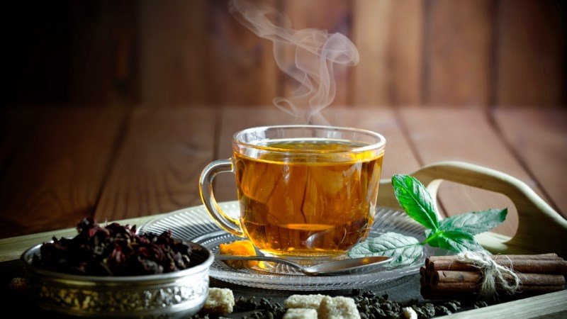 Một tách trà gừng giúp làm ấm cơ thể từ bên trong hiệu quả